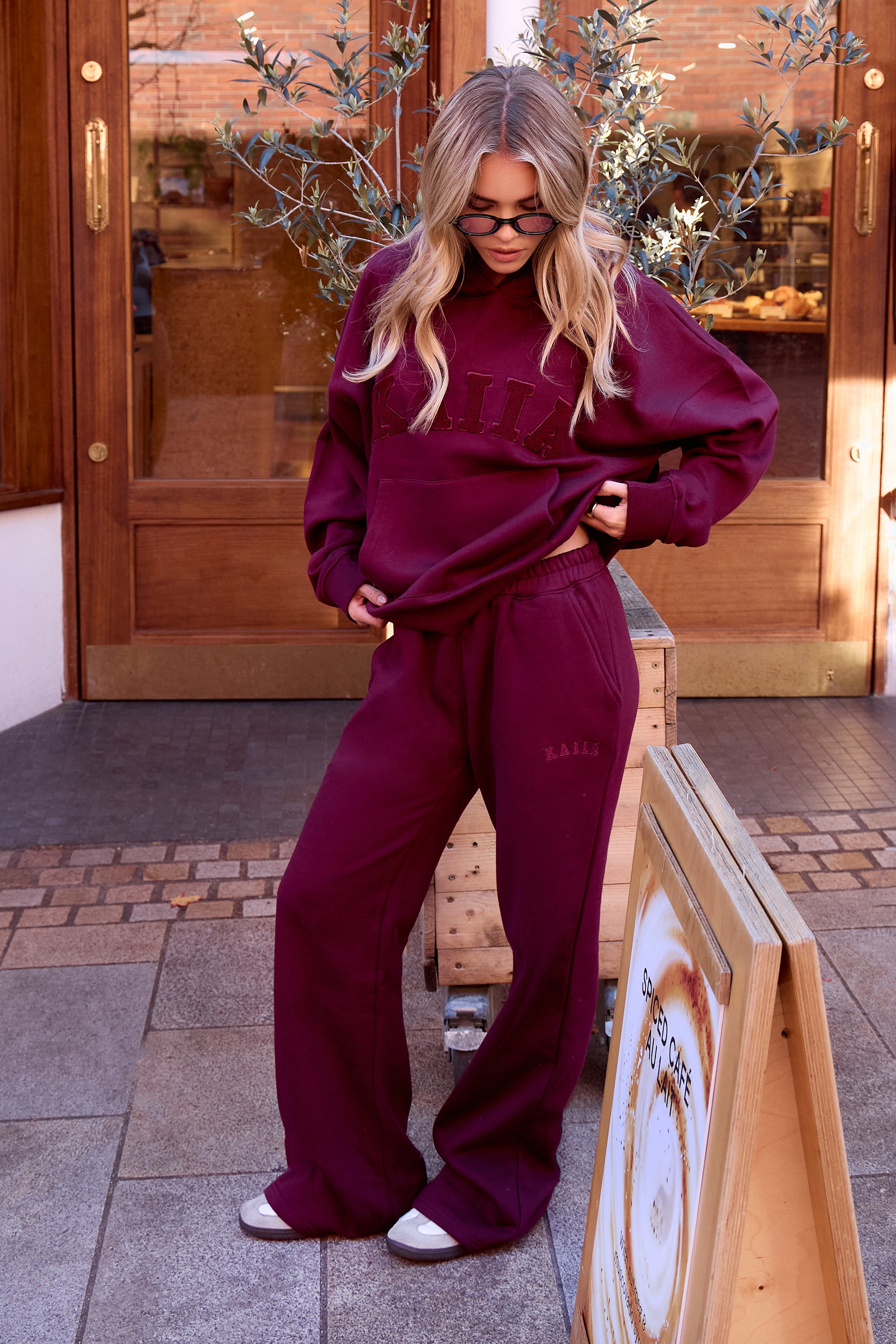 Kaiia Wide Leg Sweat Pants Deep Burgundy