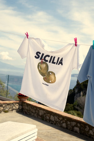 Kaiia Sicilia Olives Graphic Oversized T-Shirt White