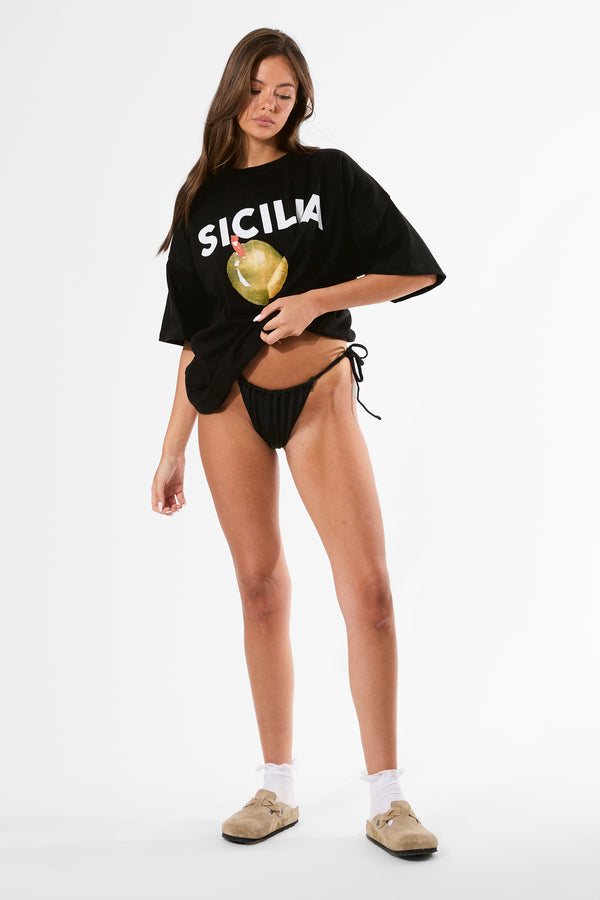 Kaiia Sicilia Olives Graphic Oversized T-Shirt Black