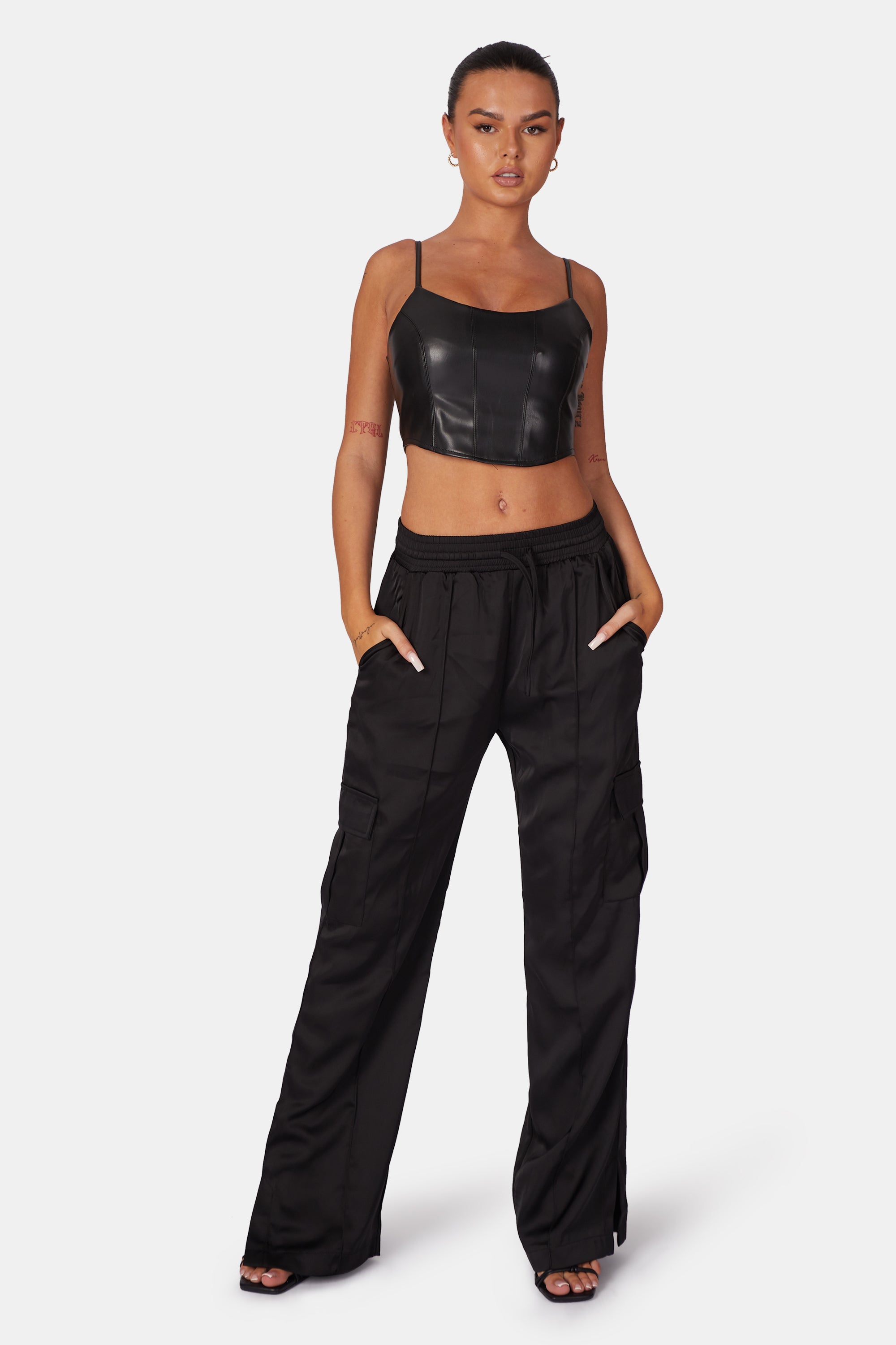 Flared cargo trousers - Black - Ladies