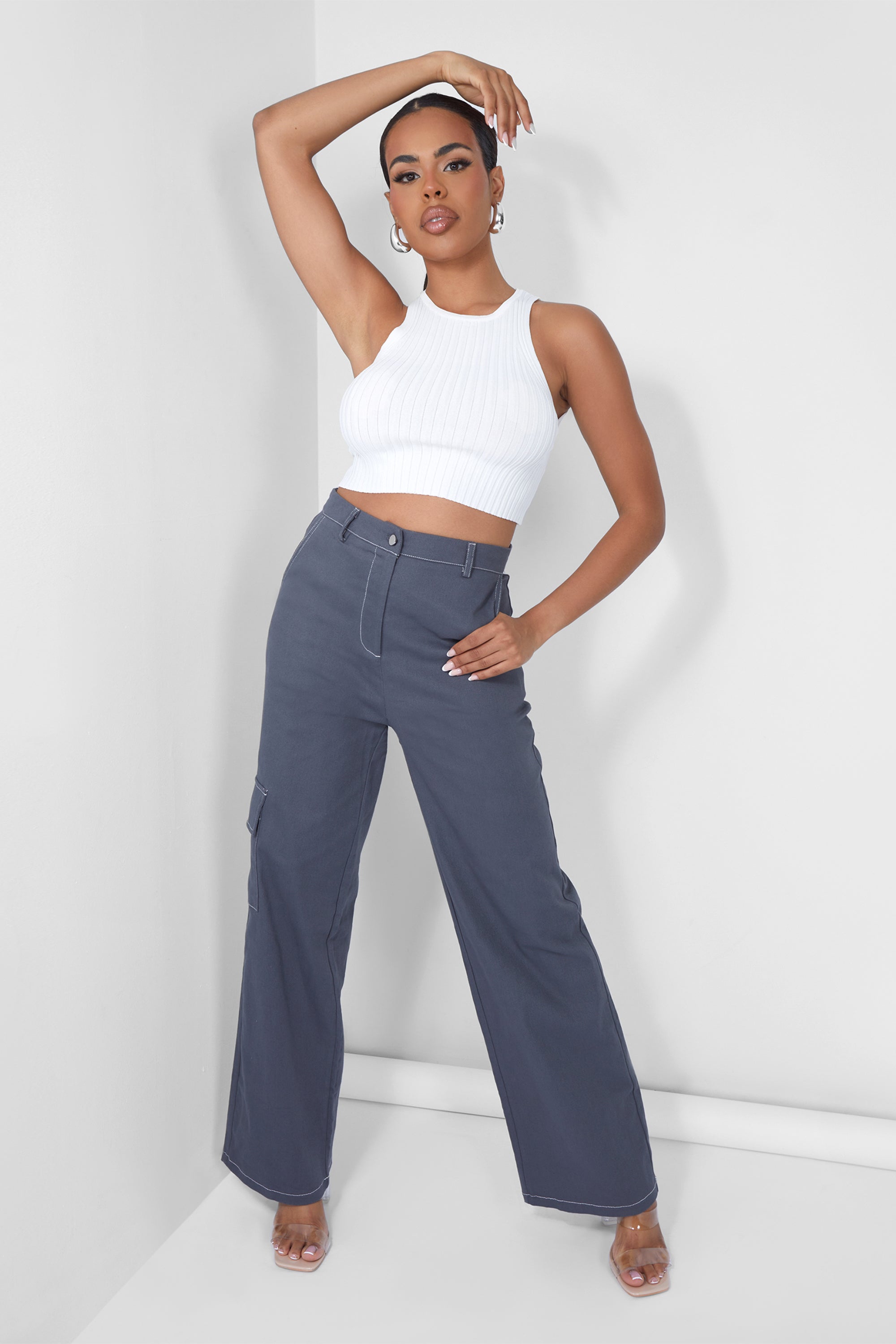 Women Blue Contrast Stitch Cargo Straight Jeans