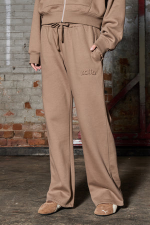 Kaiia Jeans Embossed Wide Leg Joggers Mocha Brown
