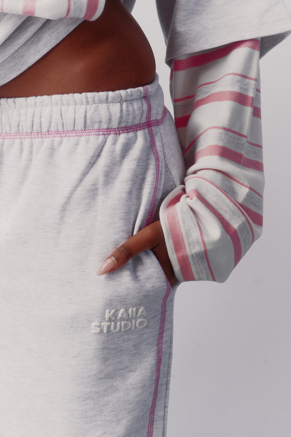 Kaiia Contrast Chainstitch Wide Leg Joggers Light Grey Marl & Pink