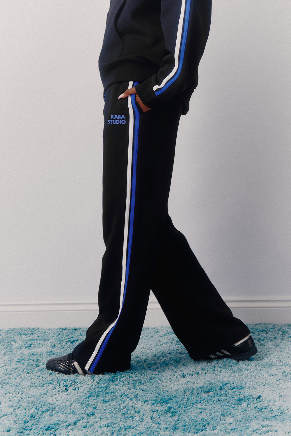 Kaiia Logo Side Stripe Wide Leg Joggers Black & Cobalt