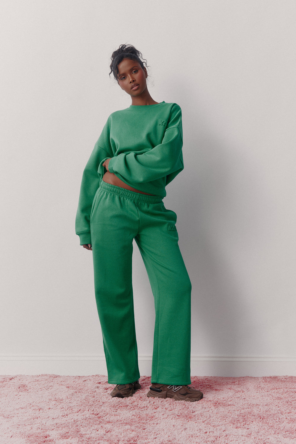 Kaiia Embossed Logo Wide Leg Joggers Jade Green