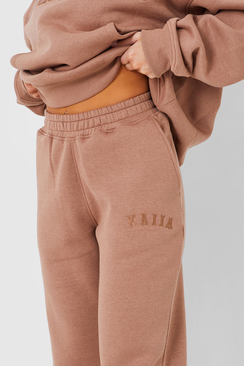 Kaiia Wide Leg Sweat Pants in Caramel