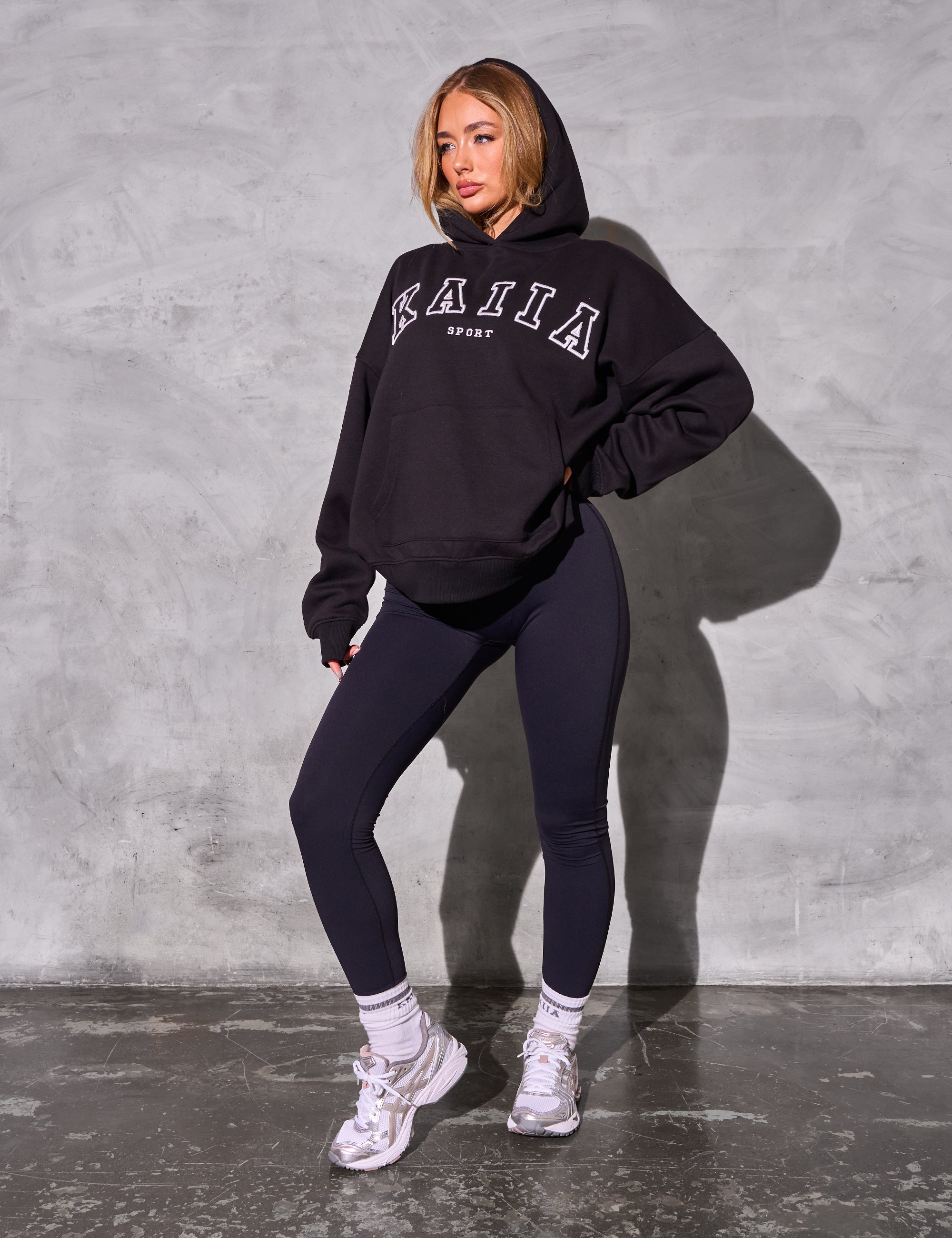 Oversized hoodie with leggings sales
