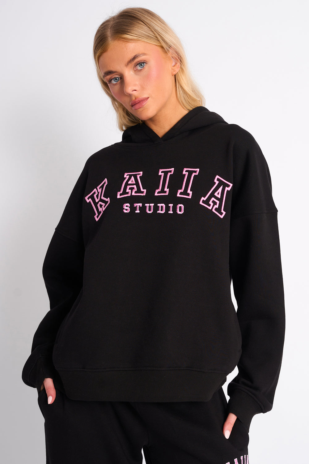Kaiia Studio Oversized Hoodie Black & Pink