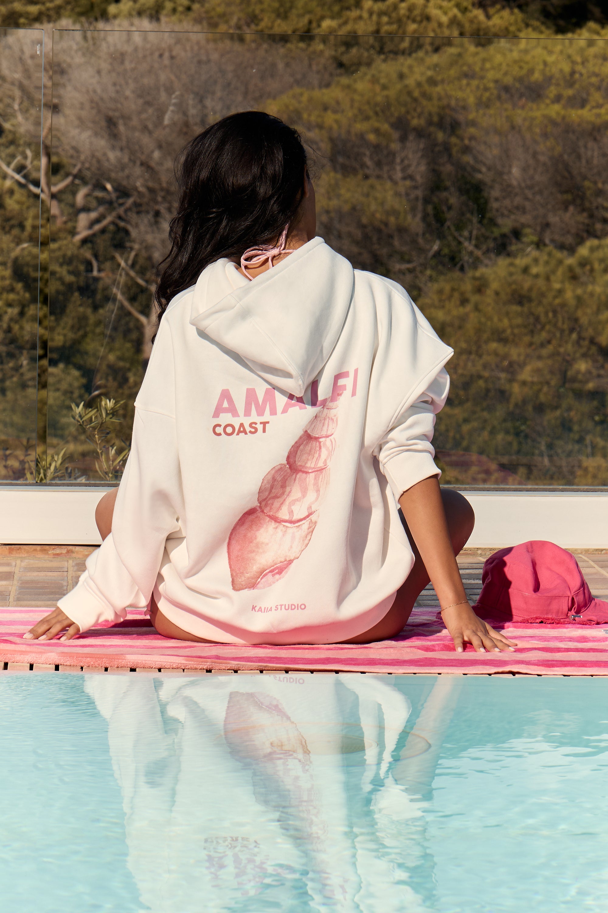 Kaiia Amalfi Back Graphic Oversized Hoodie White