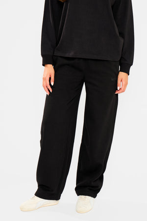 Kaiia Barrel Leg Joggers Black
