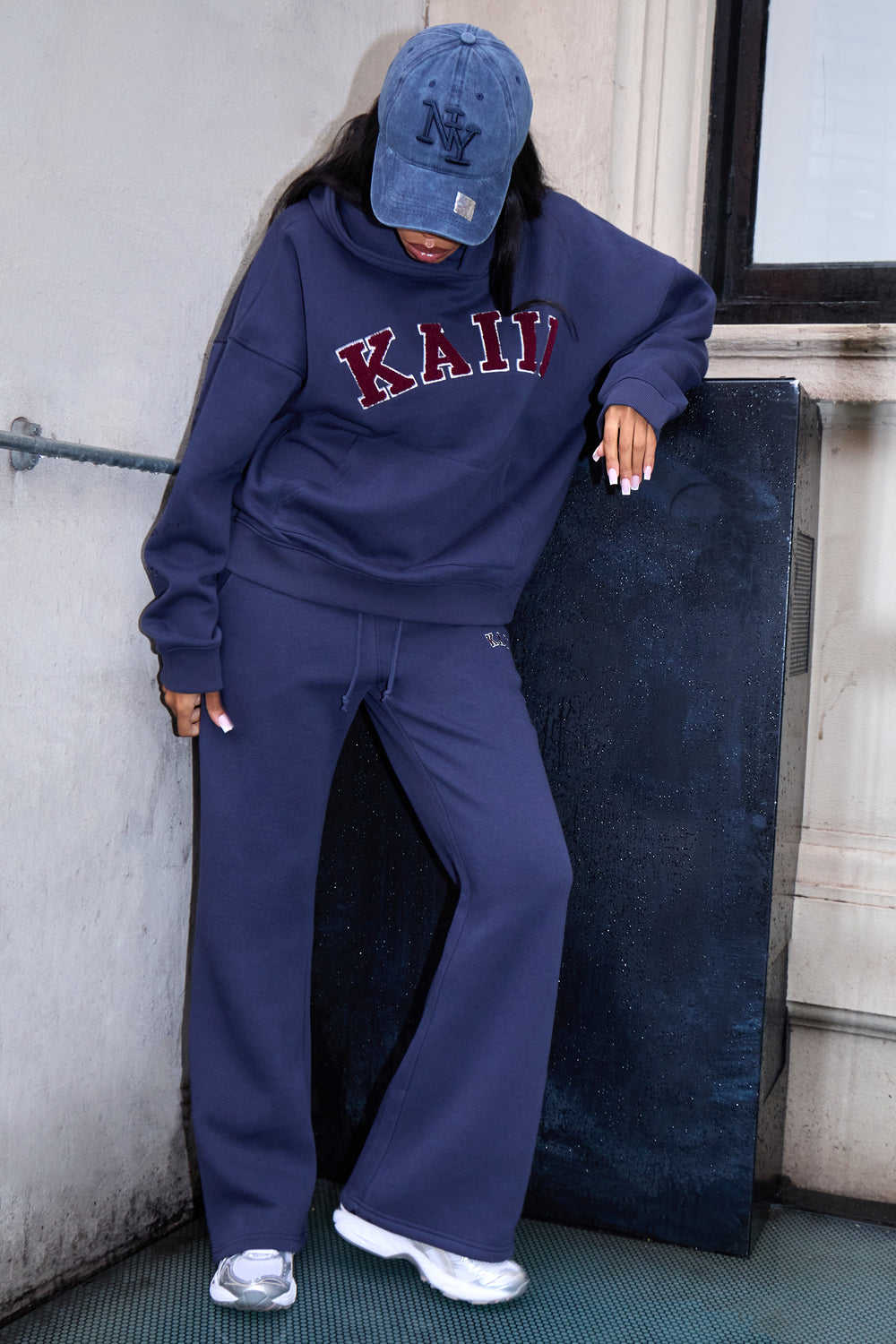Kaiia Slogan Wide Leg Joggers Navy & Burgundy