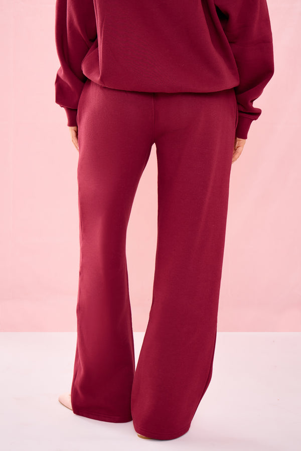Kaiia Mid Rise Wide Leg Joggers Warm Berry