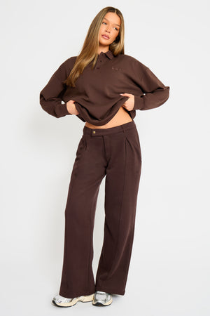 Kaiia Interlock Pintuck Straight Leg Joggers Bitter Chocolate