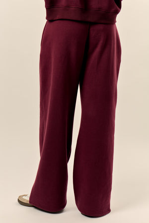 Kaiia Pleat Detail Tailored Wide Leg Joggers Dark Cherry