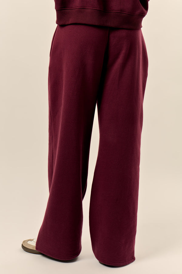 Kaiia Pleat Detail Tailored Wide Leg Joggers Dark Cherry