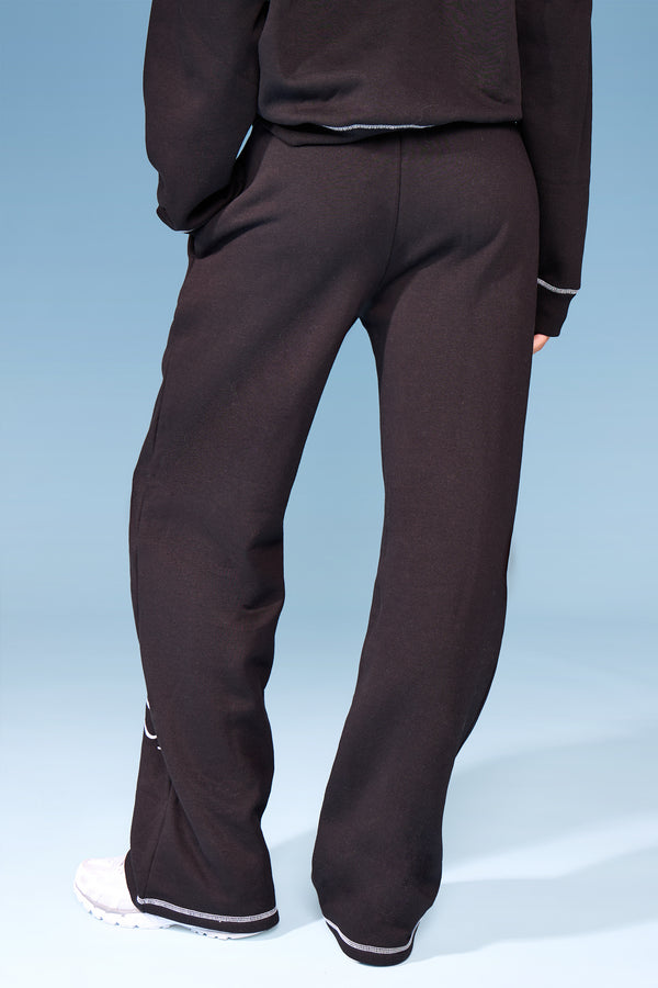 Kaiia Side Slogan Contrast Stitch Wide Leg Joggers Black & White