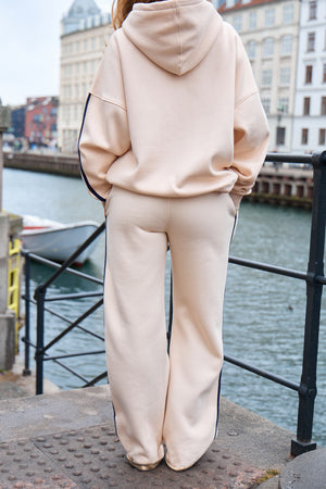 Kaiia Slogan Side Stripe Wide Leg Joggers Cream & Navy