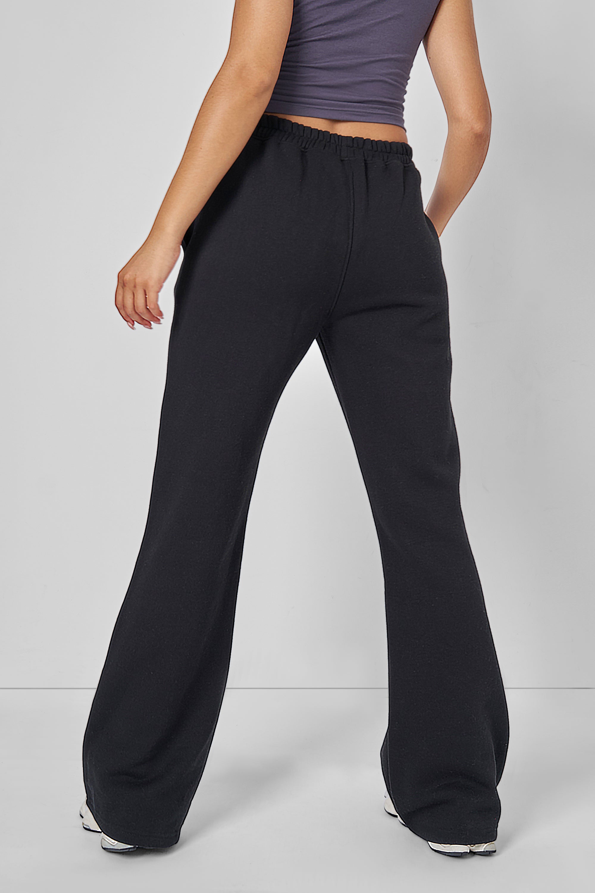 THE BE-YOUTIFUL WIDE LEG SWEAT PANTS - BLACK