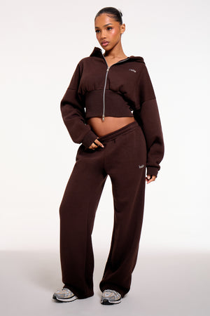 Kaiia Chrome Logo Mid Rise Wide Leg Joggers Bitter Chocolate