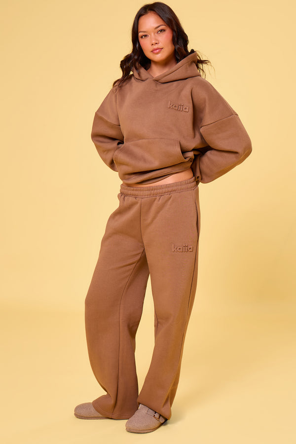 Kaiia Studio Embossed Wide Leg Joggers Caramel