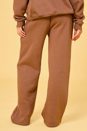 Kaiia Studio Embossed Wide Leg Joggers Caramel