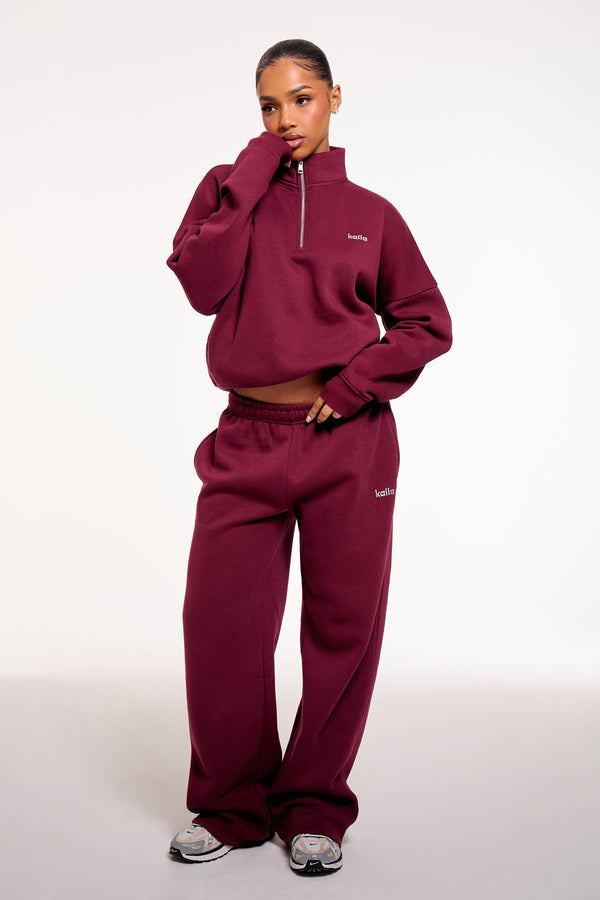 Kaiia Chrome Logo Mid Rise Wide Leg Joggers Burgundy