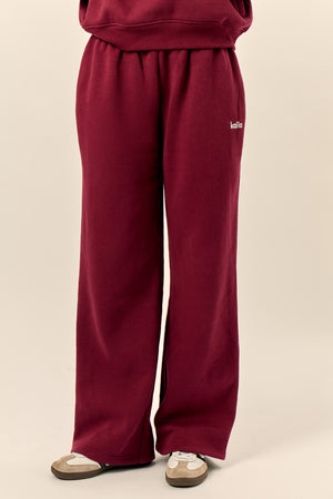 Kaiia Chrome Logo Mid Rise Wide Leg Joggers Burgundy