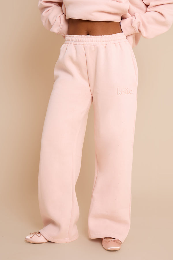 Kaiia Embossed Studio Wide Leg Joggers Baby Pink