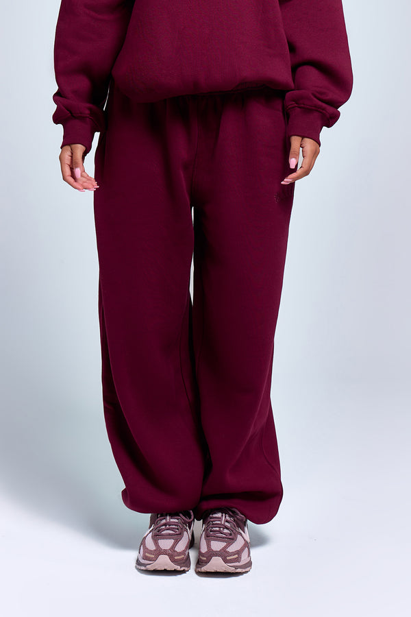 Kaiia Logo Cuffed Joggers Deep Burgundy
