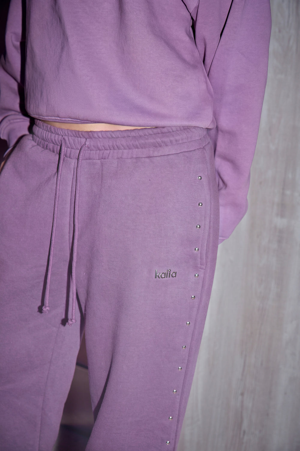 Kaiia Chrome Logo Wide Leg Joggers Mid Plum