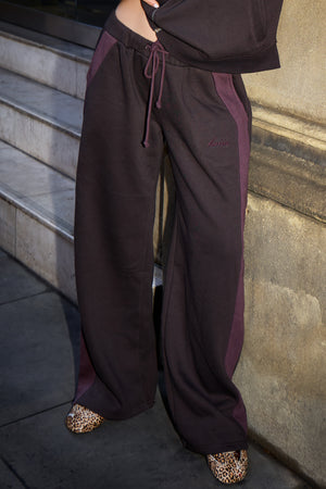 Kaiia Vintage Stripe Wide Leg Joggers Bitter Chocolate & Mauve