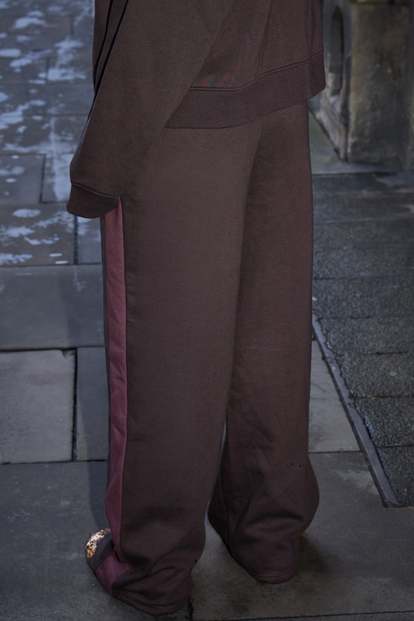 Kaiia Vintage Stripe Wide Leg Joggers Bitter Chocolate & Mauve