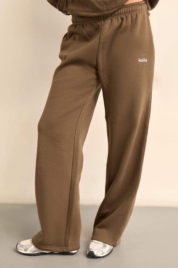 Kaiia Chrome Logo Wide Leg Joggers Army Green