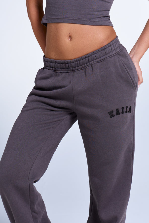 Kaiia Logo Wide Leg Sweat Pants in Dark Grey