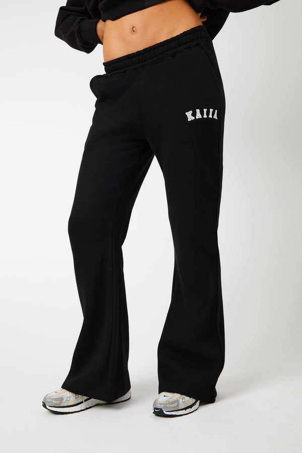 Kaiia Logo Wide Leg Sweat Pants in Black