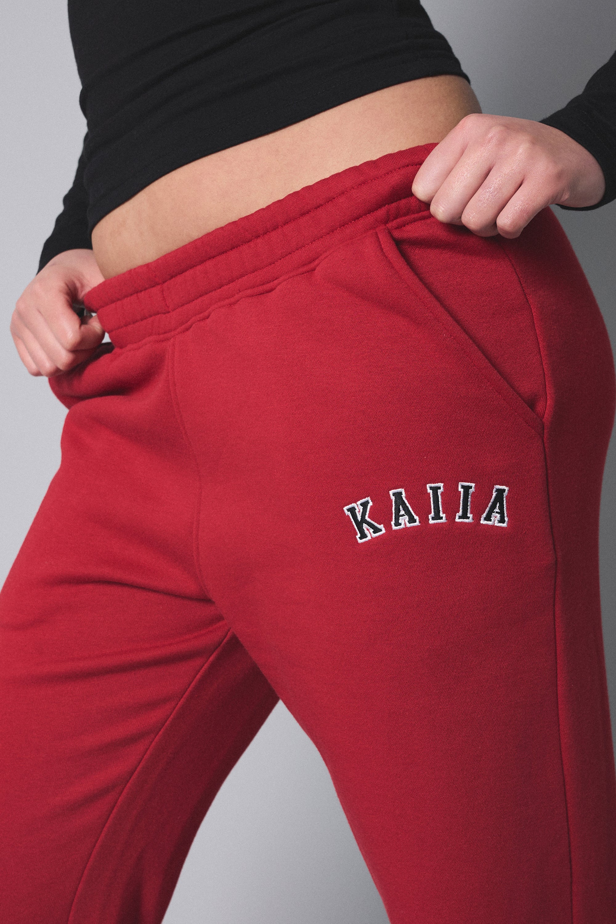 Kaiia Logo Wide Leg Sweat Pants Red
