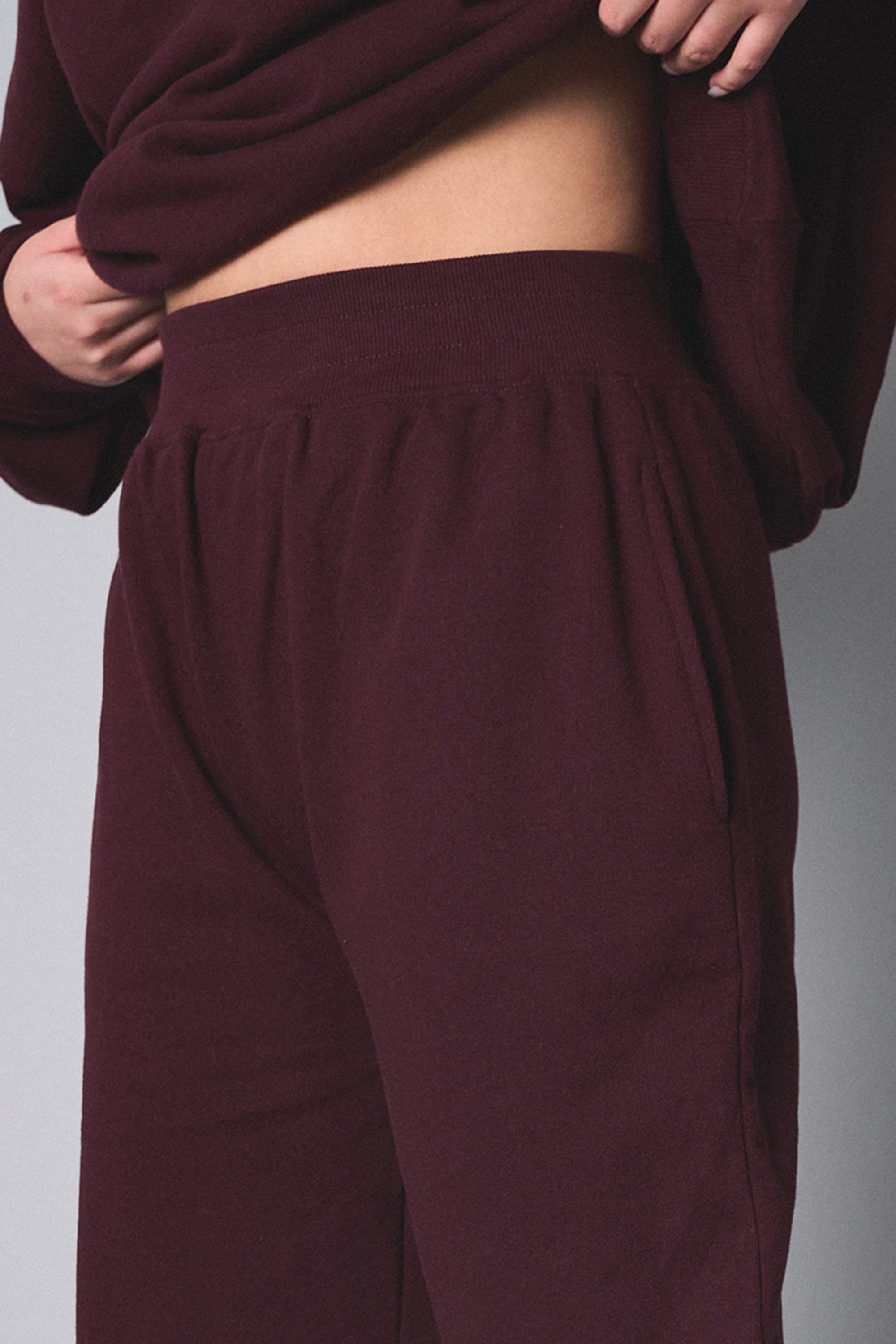 Kaiia Ribbed Waistband Wide Leg Sweat Pants Burgundy