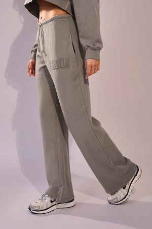 Kaiia Sport Distressed Applique Wide Leg Sweat Pants Mushroom