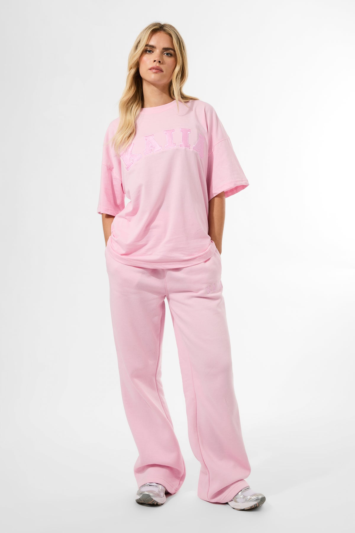 Baby Ivy Script Kaiia Logo Wide Leg Sweat Pants Baby Pink | Kaiia