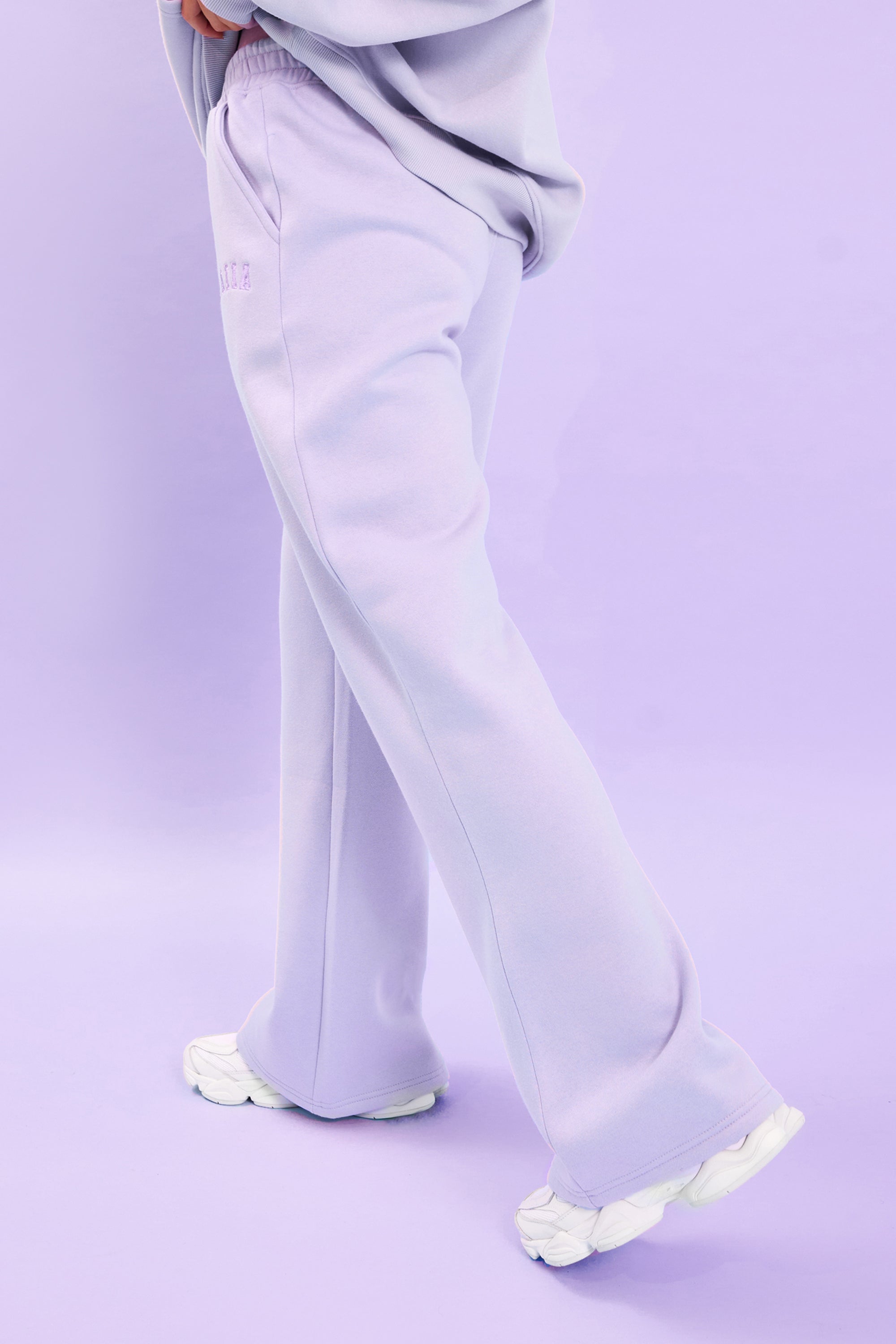 Kaiia Logo Wide Leg Sweat Pants Lilac