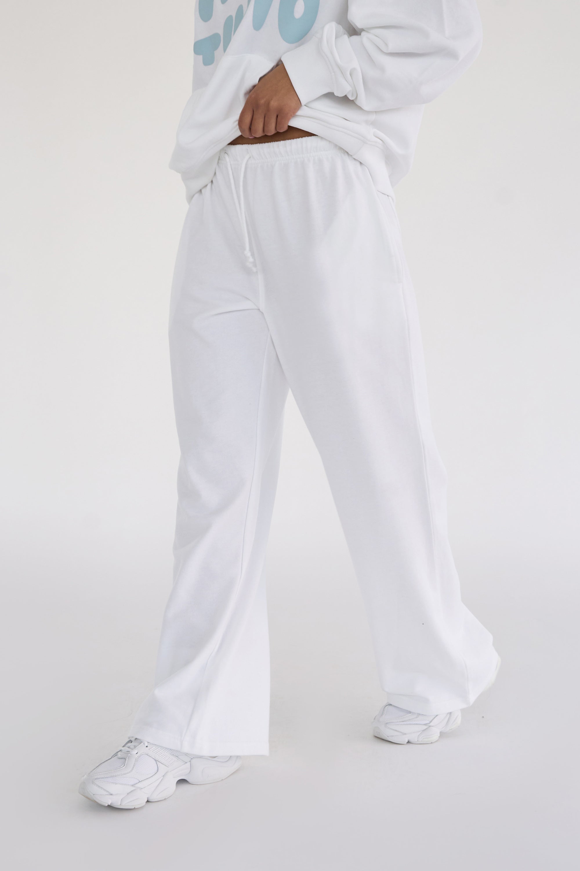 Kaiia Studio Bubble Logo Pocket Wide Leg Sweat Pants White & Blue
