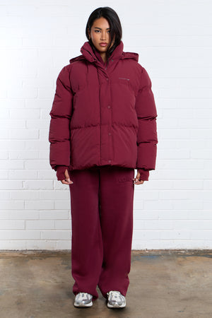 Kaiia Studio Logo Oversized Puffer Coat Burgundy