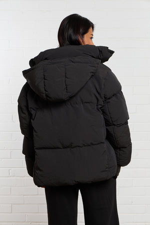 Kaiia Studio Logo Oversized Puffer Coat Black