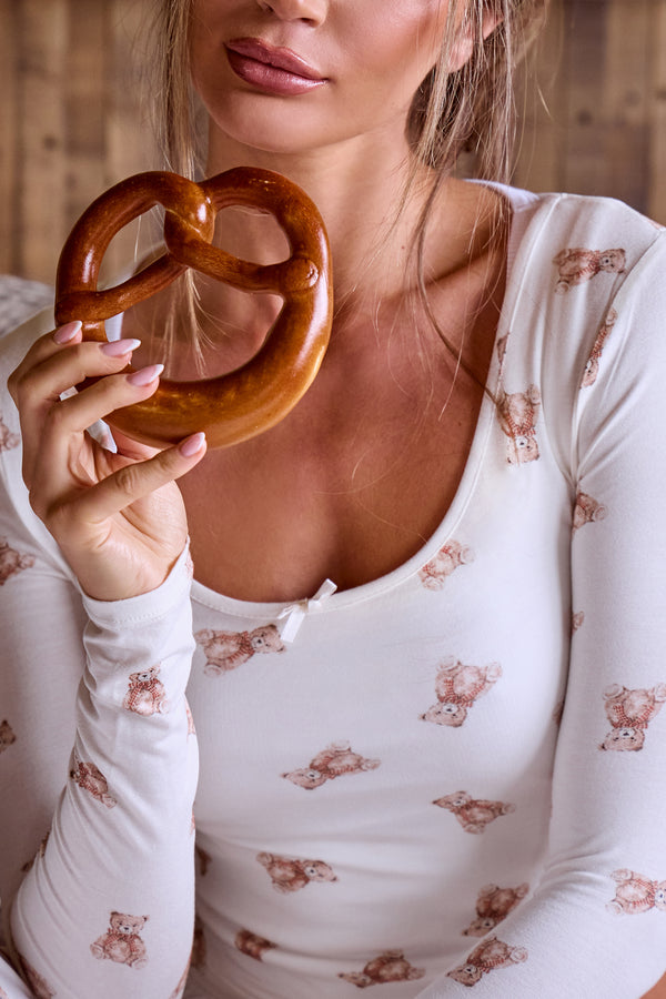 Kaiia Supersoft Teddy Bear Print Long Sleeve Fitted Pyjama Top Cream & Brown