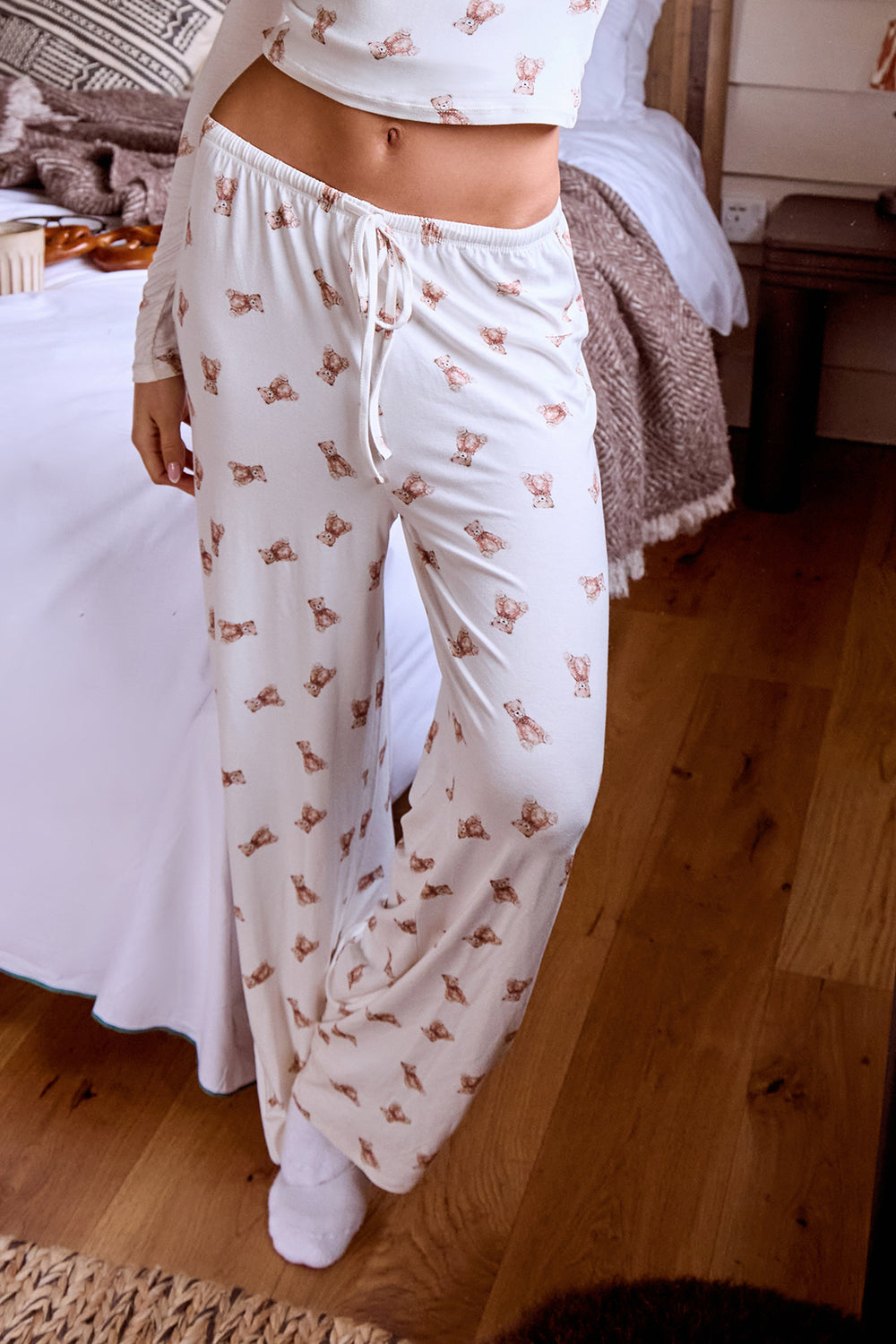 Kaiia Supersoft Teddy Bear Print Pyjama Trousers Cream & Brown