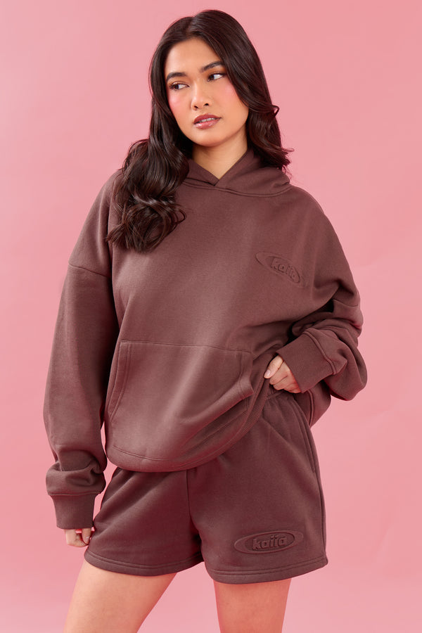 Kaiia Oval Embossed Mini Sweat Shorts Cocoa Brown