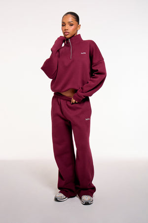 Kaiia Chrome Logo Oversized Quarter Zip Sweatshirt Burgundy