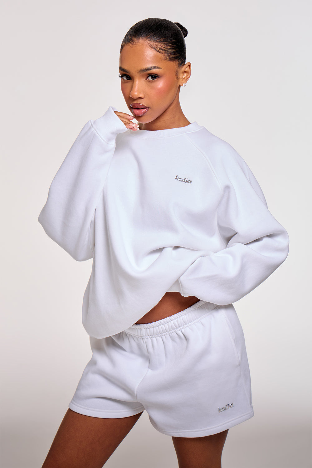Kaiia Chrome Logo Oversized Sweatshirt White