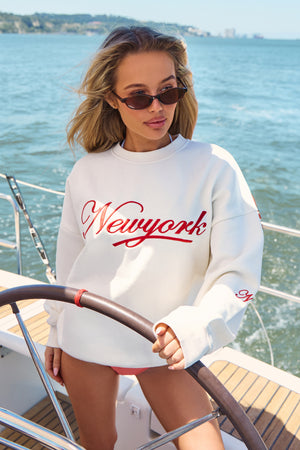 Kaiia New York Script Oversized Sweatshirt Vanilla Cheesecake