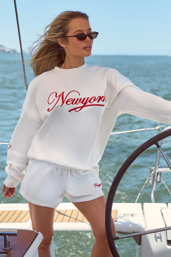 Kaiia New York Script Oversized Sweatshirt Vanilla Cheesecake